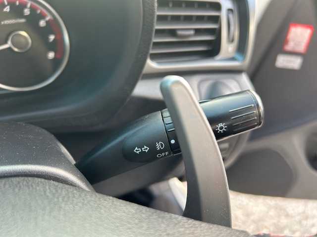 スバル インプレッサ 2．0i－S リミテッド 茨城県 2011(平23)年 9.7万km パール 社外SDナビ/AM/FM/TV/BT/バックカメラ/オートライト/キセノンヘッドライト/ハーフレザーシート/純正17インチアルミホイール/スマートキー/ETC/盗難防止装置/エアバック/禁煙車