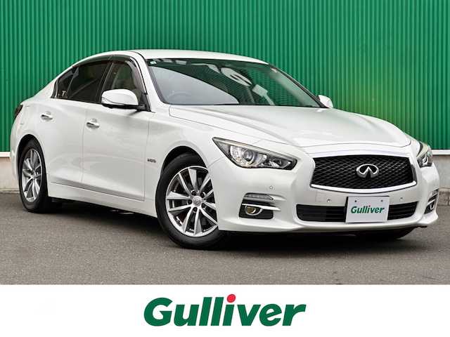 日産 スカイライン ハイブリッド 350GT Type P 宮城県 2014(平26)年 7万km クリスタルホワイトパール 車線逸脱防止支援システム/車線逸脱警報/後側方衝突防止支援システム/後側方車両検知警報/後退時衝突防止支援システム/前方衝突予測警報/エマージェンシーブレーキ/インテリジェントクルーズコントロール/インテリジェントペダル/アラウンドビューモニター/フロント・バックソナー/ダイレクトアダプティブステアリング/アクティブレーンコントロール/純正ナビ/・CD/DVD/・Bluetooth/・フルセグTV/・USB端子/ビルトインETC/本革シート/シートヒーター（前席）/パワーシート（運転席メモリー機能付）/革巻きステアリング/ステアリングスイッチ/LEDヘッドランプ/フォグランプ/オートライト/スマートキー＆プッシュスタート/電動格納ミラー/純正17インチAW/純正フロアマット/ドアバイザー/W/サイド/カーテンエアバッグ