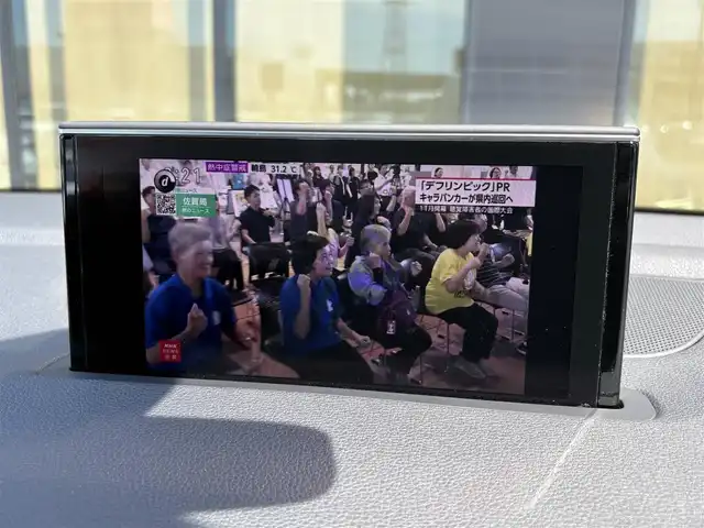 アウディ Ｑ７ 55TFSIクワトロアダプティブエアサスペンション 石川県 2020(令2)年 2.7万km ディープブラックパールエフェクト 4WD/純正メモリーナビ/バック/フロント/サイド/360°カメラ/フルセグTV/AppleCarPlay/Bluetooth/クリアランスソナー/ブラインドスポットモニター/電動格納ミラー/電動リアゲート/オートライト/LEDヘッドライト/黒レザーシート/パワーシート/メモリーシート/シートヒーター/ETC2.0/パドルシフト/トノカバー/後部座席サンシェード