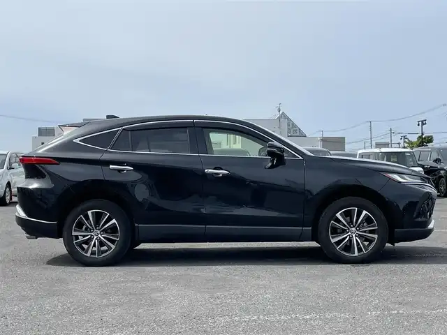 トヨタ ハリアー G レザーパッケージ 道央・札幌 2020(令2)年 5.9万km プレシャスブラックパール ４WD/寒冷地仕様/純正メーカーOPナビ/AM/FM/BT/トヨタセーフティセンス/プリクラッシュセーフティ/横滑り防止装置/レーダークルーズコントロール/パーキングアシスト/レーンキープアシスト/クリアランスソナー/ブラインドスポットモニター/バックカメラ/ビルトインETC/DRIVEMODE/パワーバックドア/前席パワーシート/シートヒーター/エアシート/レザーシート/革巻きステアリング/ステアリングリモコン/ハンドルヒーター/電動パーキング/ブレーキホールド/デジタルインナーミラー/プッシュスタート/スマートキー/LEDヘッドライト/オートライト/オートハイビーム/フォグランプ/電動格納ミラー/ヒーテッドドアミラー/ウィンカーミラー/純正フロアマット/ドアバイザー