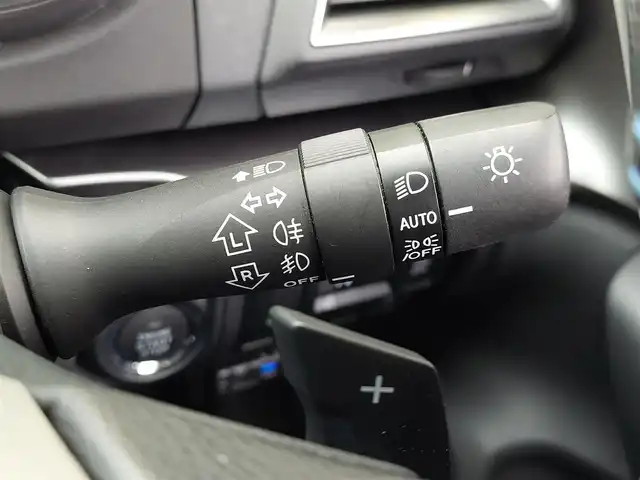 スバル ＸＶ ハイブリッド アドバンス 東京都 2021(令3)年 4.4万km クリスタルホワイトP アイサイトセーフティプラス/ディスプレイオーディオ〔FH-8500DVS〕/　・CD/DVD/　・AM/FMラジオ/　・USB/　・Bluetooth接続/ドライブレコーダー/ETC/ハーフレザーシート/パワーシート/ルーフレール/純正18インチアルミ/プッシュスタート/スマートキー×２/保証書/整備記録簿/取扱説明書