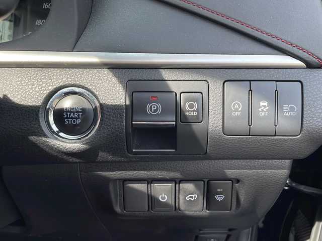 トヨタ ハリアー プレミアム 道東・釧路十勝 2018(平30)年 6.6万km ブラック 4WD/TRDフルエアロ/純正１２インチディスプレイオーディオ　/(フルセグTV/ＤＶＤ再生/Ｂｌｕｅｔｏｏｔｈ接続)　/サンルーフ　/ハーフレザーシート/前後ドライブレコーダー　/ＥＴＣ　/バック／サイドカメラ　/D席パワーシート/電動パーキングブレーキ　/レーダークルーズコントロール　/前後コーナーセンサー/レーンキープアシスト/プリクラッシュセーフティ/横滑り防止装置/アイドリングストップ/スマートキー/プッシュスタート/純正LEDヘッドライト/純正18インチアルミホイール/純正フロアマット