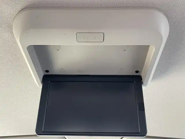 日産 セレナ e－パワー ハイウェイスター V 佐賀県 2019(令1)年 5.4万km ブリリアントホワイトパール 7人乗り/エマージェンシーブレーキ/クルーズコントロール/LDW/前後ソナー/パーキングアシスト/純正9型SDナビ/・アラウンドビューカメラ/・フルセグTV/BT/CD/DVD/後席モニター/両側パワースライドドア/純正15インチAW/純正ドラレコ(DJ4－D)/LEDヘッドライト/オートライト/ETC/プッシュスタート