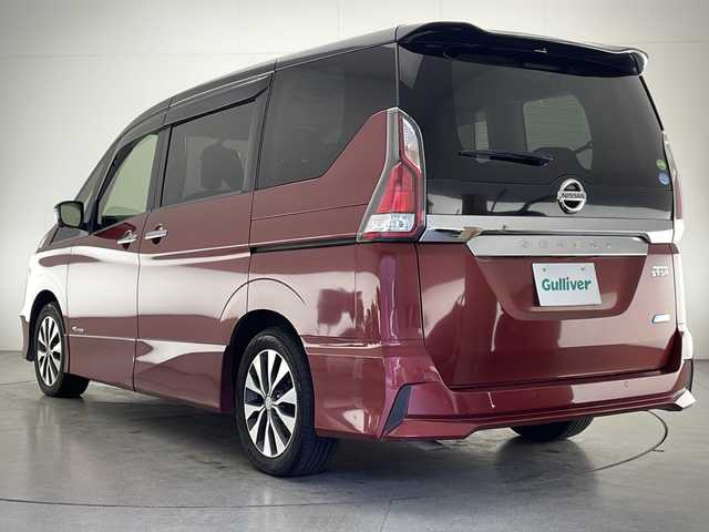 日産 セレナ ハイウェイスター Vセレクション 宮崎県 2018(平30)年 6.9万km ブリリアントホワイトパール 2トーン 禁煙車/エマージェンシーブレーキ/純正9型ナビTV/（MM517D-L/CD/DVD/Blu-ray/Bluetooth/フルセグTV)/純正リアフリップダウンモニター/純正ドライブレコーダー/純正ビルトインETC/純正LEDオートライト/純正フォグ/純正16インチアルミ/純正フロアマット/プロパイロット/アラウンドビューモニター/パーキングアシスト/ハンズフリー両側電動スライドドア/クリアランスソナー/電子パーキング/オートホールド/オートエアコン/本革巻ハンドル/インテリジェントキー/プッシュエンジンスタート/スペアキー/新車時保証書/取扱い説明書