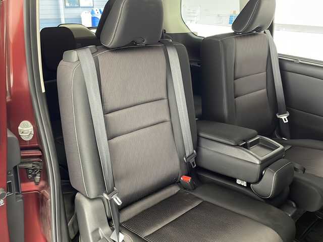 日産 セレナ ハイウェイスター Vセレクション 宮崎県 2018(平30)年 6.9万km ブリリアントホワイトパール 2トーン 禁煙車/エマージェンシーブレーキ/純正9型ナビTV/（MM517D-L/CD/DVD/Blu-ray/Bluetooth/フルセグTV)/純正リアフリップダウンモニター/純正ドライブレコーダー/純正ビルトインETC/純正LEDオートライト/純正フォグ/純正16インチアルミ/純正フロアマット/プロパイロット/アラウンドビューモニター/パーキングアシスト/ハンズフリー両側電動スライドドア/クリアランスソナー/電子パーキング/オートホールド/オートエアコン/本革巻ハンドル/インテリジェントキー/プッシュエンジンスタート/スペアキー/新車時保証書/取扱い説明書