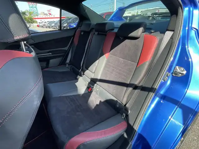 スバル ＷＲＸ ＳＴＩ STI タイプS 青森県 2016(平28)年 8.5万km WRブルーパール ４WD/ナビ/フルセグTV/CD/DVD/BT/ETC/パワーシート/STiフルエアロ/バックカメラ/大型リヤウイング
