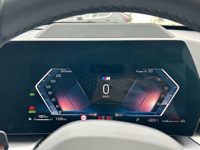 ＢＭＷ ＢＭＷ Ｘ１ xDrive 20d Mスポーツ 千葉県 2025(令7)年 0.1万km アルピンホワイトⅢ ４WD/純正ナビ/Bluetooth/ETC/アレクサ/電動リアゲート/前後ドライブレコーダー/前後コーナーセンサー/全周囲カメラ/バック/サイド/フロントカメラ/車内カメラ/置くだけ充電/ブラインドスポットモニター/レーン・キーピング・アシスト/アダプティブ・クルーズ・コントロール/アクティブ・ブラインド・スポット・ディテクション/前車接近警告機能/後方クロス・トラフィック・ウォーニング/パーキング・アシスタント/ダイナミック・スタビリティ・コントロール/オートマチックハイビーム/ウィンカーミラー/ステアリングスイッチ/プッシュスタート/スマートキー/スペアキー１本/LEDヘッドライト/純正アルミホイール
