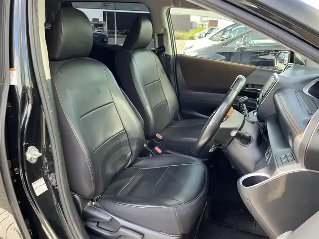 トヨタ シエンタ ハイブリッド G クエロ 奈良県 2020(令2)年 5.3万km ブラックマイカ モデリスタフロントエアロ/純正ナビ（NSZT-W68T）/（フルセグ/BT/CD/DVD）/クルーズコントロール/アラウンドビューーモニター/後方コーナーセンサー/プリクラッシュセーフティ/レーンキープアシスト/両側パワースライドドア/前席シートヒーター/ステアリングヒーター/ETC/純正ホイールキャップ/スペアキーX1