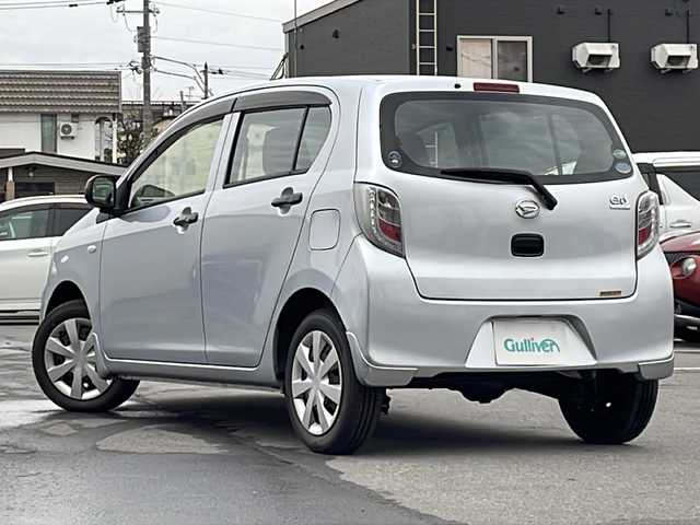 ダイハツ ミラ イース Lf SA 道北・旭川 2016(平28)年 1.4万km ブライトシルバーメタリック /4WD//禁煙//ワンオーナー//純正オーディオ/（CD・AUX）//アイドリングストップ//衝突軽減ブレーキ//横滑り防止装置//キーレスキー//ドアバイザー//純正フロアマット//ヘッドライトレベライザー//保証書//取説