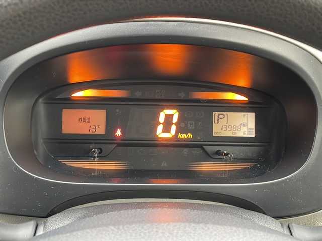 ダイハツ ミラ イース Lf SA 道北・旭川 2016(平28)年 1.4万km ブライトシルバーメタリック /4WD//禁煙//ワンオーナー//純正オーディオ/（CD・AUX）//アイドリングストップ//衝突軽減ブレーキ//横滑り防止装置//キーレスキー//ドアバイザー//純正フロアマット//ヘッドライトレベライザー//保証書//取説