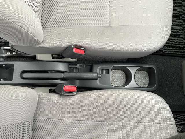 ダイハツ ミラ イース Lf SA 道北・旭川 2016(平28)年 1.4万km ブライトシルバーメタリック /4WD//禁煙//ワンオーナー//純正オーディオ/（CD・AUX）//アイドリングストップ//衝突軽減ブレーキ//横滑り防止装置//キーレスキー//ドアバイザー//純正フロアマット//ヘッドライトレベライザー//保証書//取説