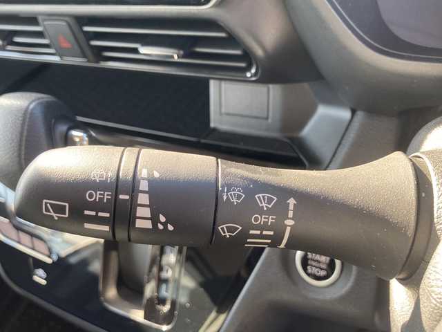 日産 ルークス ハイウェイスター X 岐阜県 2022(令4)年 0.9万km ホワイトパール 登録時走行距離：8180km/ワンオーナー/純正ナビ/アラウンドビューモニター/フルセグテレビ・Bluetooth/ETC/前後コーナーセンサー/前後ドライブレコーダー/LEDヘッドライト/フォグランプ/オートライト/アイドリングストップ/片側パワースライドドア/衝突被害軽減システム/純正14インチアルミホイール/プッシュスタート/スマートキー/ドアバイザー/保証書