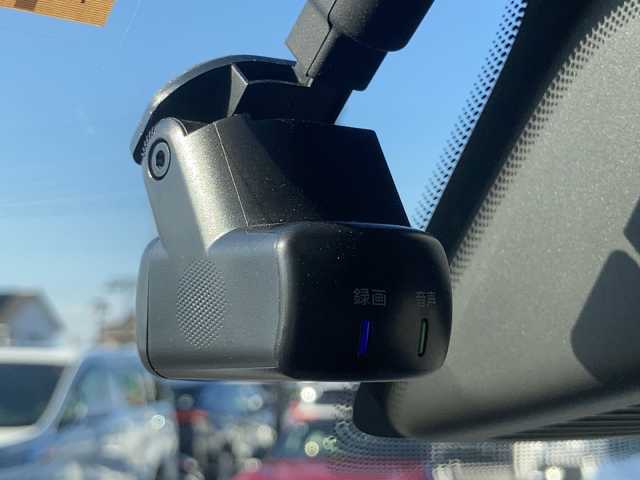 日産 ルークス ハイウェイスター X 岐阜県 2022(令4)年 0.9万km ホワイトパール 登録時走行距離：8180km/ワンオーナー/純正ナビ/アラウンドビューモニター/フルセグテレビ・Bluetooth/ETC/前後コーナーセンサー/前後ドライブレコーダー/LEDヘッドライト/フォグランプ/オートライト/アイドリングストップ/片側パワースライドドア/衝突被害軽減システム/純正14インチアルミホイール/プッシュスタート/スマートキー/ドアバイザー/保証書