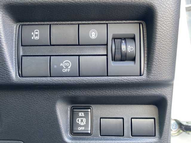 日産 ルークス ハイウェイスター X 岐阜県 2022(令4)年 0.9万km ホワイトパール 登録時走行距離：8180km/ワンオーナー/純正ナビ/アラウンドビューモニター/フルセグテレビ・Bluetooth/ETC/前後コーナーセンサー/前後ドライブレコーダー/LEDヘッドライト/フォグランプ/オートライト/アイドリングストップ/片側パワースライドドア/衝突被害軽減システム/純正14インチアルミホイール/プッシュスタート/スマートキー/ドアバイザー/保証書