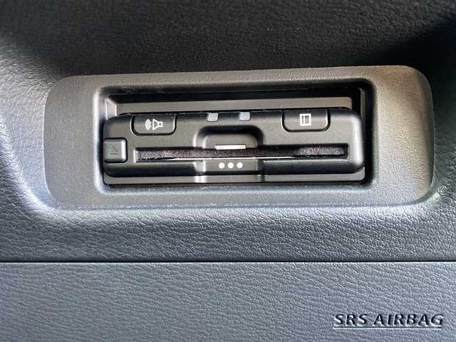 日産 ルークス ハイウェイスター X 岐阜県 2022(令4)年 0.9万km ホワイトパール 登録時走行距離：8180km/ワンオーナー/純正ナビ/アラウンドビューモニター/フルセグテレビ・Bluetooth/ETC/前後コーナーセンサー/前後ドライブレコーダー/LEDヘッドライト/フォグランプ/オートライト/アイドリングストップ/片側パワースライドドア/衝突被害軽減システム/純正14インチアルミホイール/プッシュスタート/スマートキー/ドアバイザー/保証書