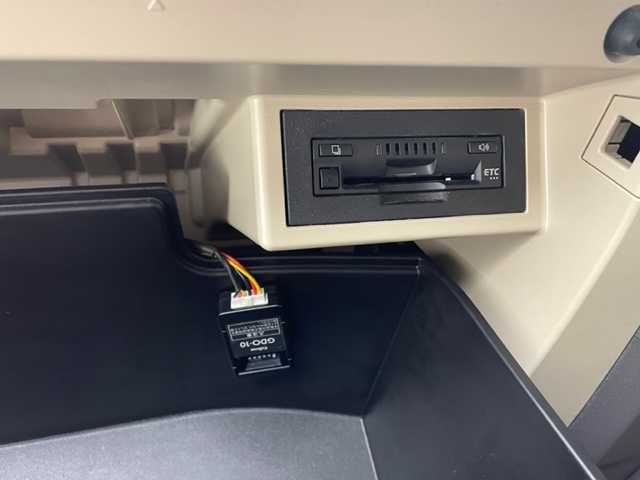 トヨタ ランドクルーザー プラド TX Lパッケージ 兵庫県 2023(令5)年 1.9万km ホワイトパールクリスタルシャイン 純正SDナビ(CD/DVD/SD/Bluetooth/フルセグTV)/サンルーフ/レザーシート/パワーシート/シートヒーター/前後ドライブレコーダー/純正19インチアルミホイール/コーナーセンサー/LEDヘッドライト/LEDフォグランプ/ルーフレール/社外フロアマット/バックカメラ/フロントカメラ/ビルトインETC/オートハイビーム/PCS/4WD/スペアキー