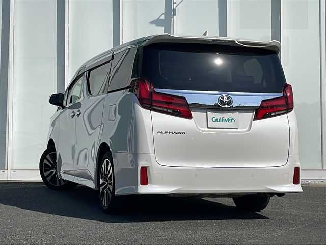 トヨタ アルファード S Cパッケージ 福岡県 2020(令2)年 2.6万km ホワイトパールクリスタルシャイン 純正メーカーナビ/（フルセグTV/CD/DVD/USB/BT/AM/FM/SD)/全方位カメラ/バックカメラ/サンルーフ/純正13.3インチフリップダウンモニター/JBLサウンド/デジタルインナーミラー/BSM/RSA/パワーバックドア/両側パワースライドドア/シートヒーター/エアシート/ステアリングヒーター/パワーシート/シートメモリ機能/電動パーキングブレーキ/HOLDボタン/クリアランスソナー/プリクラッシュ/横滑り防止装置/車線逸脱警報/オートマチックハイビーム/置くだけ充電/フォグランプ/ルームランプ/後席サンシェード/前方ドライブレコーダー/ETC2.0/レーダークルーズコントロール/LEDヘッドライト/純正18インチホイール