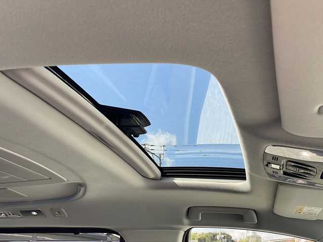 トヨタ アルファード S Cパッケージ 福岡県 2020(令2)年 2.6万km ホワイトパールクリスタルシャイン 純正メーカーナビ/（フルセグTV/CD/DVD/USB/BT/AM/FM/SD)/全方位カメラ/バックカメラ/サンルーフ/純正13.3インチフリップダウンモニター/JBLサウンド/デジタルインナーミラー/BSM/RSA/パワーバックドア/両側パワースライドドア/シートヒーター/エアシート/ステアリングヒーター/パワーシート/シートメモリ機能/電動パーキングブレーキ/HOLDボタン/クリアランスソナー/プリクラッシュ/横滑り防止装置/車線逸脱警報/オートマチックハイビーム/置くだけ充電/フォグランプ/ルームランプ/後席サンシェード/前方ドライブレコーダー/ETC2.0/レーダークルーズコントロール/LEDヘッドライト/純正18インチホイール