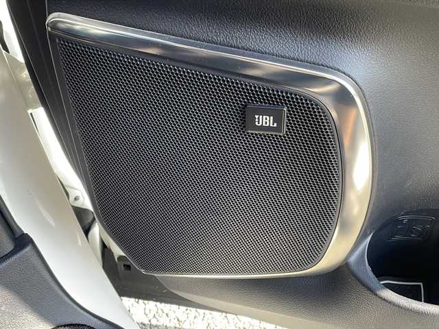 トヨタ アルファード S Cパッケージ 福岡県 2020(令2)年 2.6万km ホワイトパールクリスタルシャイン 純正メーカーナビ/（フルセグTV/CD/DVD/USB/BT/AM/FM/SD)/全方位カメラ/バックカメラ/サンルーフ/純正13.3インチフリップダウンモニター/JBLサウンド/デジタルインナーミラー/BSM/RSA/パワーバックドア/両側パワースライドドア/シートヒーター/エアシート/ステアリングヒーター/パワーシート/シートメモリ機能/電動パーキングブレーキ/HOLDボタン/クリアランスソナー/プリクラッシュ/横滑り防止装置/車線逸脱警報/オートマチックハイビーム/置くだけ充電/フォグランプ/ルームランプ/後席サンシェード/前方ドライブレコーダー/ETC2.0/レーダークルーズコントロール/LEDヘッドライト/純正18インチホイール