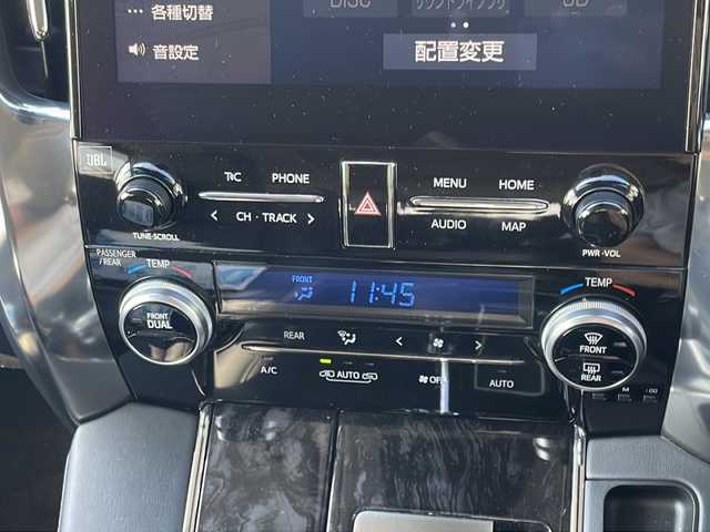 トヨタ アルファード S Cパッケージ 福岡県 2020(令2)年 2.6万km ホワイトパールクリスタルシャイン 純正メーカーナビ/（フルセグTV/CD/DVD/USB/BT/AM/FM/SD)/全方位カメラ/バックカメラ/サンルーフ/純正13.3インチフリップダウンモニター/JBLサウンド/デジタルインナーミラー/BSM/RSA/パワーバックドア/両側パワースライドドア/シートヒーター/エアシート/ステアリングヒーター/パワーシート/シートメモリ機能/電動パーキングブレーキ/HOLDボタン/クリアランスソナー/プリクラッシュ/横滑り防止装置/車線逸脱警報/オートマチックハイビーム/置くだけ充電/フォグランプ/ルームランプ/後席サンシェード/前方ドライブレコーダー/ETC2.0/レーダークルーズコントロール/LEDヘッドライト/純正18インチホイール