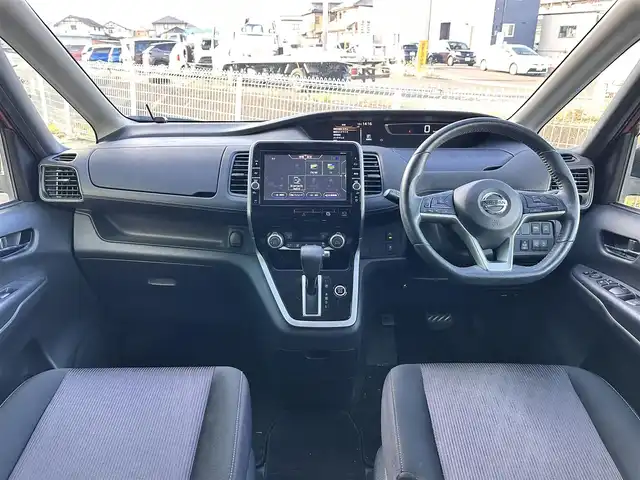 日産 セレナ ハイウェイスター Vセレクション 宮城県 2018(平30)年 10万km マルーンレッド 2トーン セーフティパックA/＝＝＝/エマージェンシーブレーキ/車線逸脱警報/標識検知機能/コーナーセンサー/純正フリップダウンモニター/純正9インチナビ（MM517D-L）/・CD/DVD/・Blu-ray/・Bluetooth/・フルセグTV/ビルトインETC/ドライブレコーダー/ハンズフリー両側パワースライドドア/革巻きステアリング/ステアリングスイッチ/LEDヘッドランプ/フォグランプ/オートライト/スマートキー＆プッシュスタート/スペアキー1本/エンジンスターター/電動格納ミラー/純正16インチAW/純正フロアマット/ドアバイザー