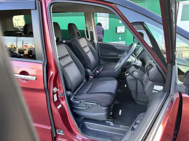 日産 セレナ ハイウェイスター Vセレクション 宮城県 2018(平30)年 10万km マルーンレッド 2トーン セーフティパックA/＝＝＝/エマージェンシーブレーキ/車線逸脱警報/標識検知機能/コーナーセンサー/純正フリップダウンモニター/純正9インチナビ（MM517D-L）/・CD/DVD/・Blu-ray/・Bluetooth/・フルセグTV/ビルトインETC/ドライブレコーダー/ハンズフリー両側パワースライドドア/革巻きステアリング/ステアリングスイッチ/LEDヘッドランプ/フォグランプ/オートライト/スマートキー＆プッシュスタート/スペアキー1本/エンジンスターター/電動格納ミラー/純正16インチAW/純正フロアマット/ドアバイザー