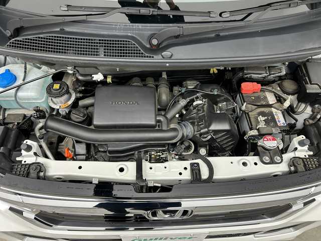 ホンダ Ｎ ＢＯＸ カスタム L 三重県 2022(令4)年 1.1万km プラチナホワイトパール /禁煙車//純正ナビ/・フルセグ・Bluetooth・CD・DVD・SD//バックカメラ//両側パワースライドドア//前席シートヒーター//アダプティブクルーズコントロール//ホンダセンシング//衝突軽減ブレーキ//車線維持支援システム//オートハイビーム//前後ドライブレコーダー//LEDヘッドライト//オートライト//ステアリングスイッチ