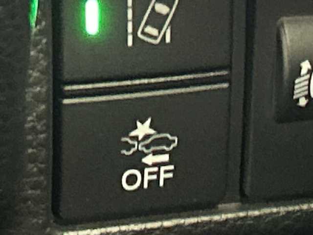 ホンダ Ｎ ＢＯＸ カスタム L 三重県 2022(令4)年 1.1万km プラチナホワイトパール /禁煙車//純正ナビ/・フルセグ・Bluetooth・CD・DVD・SD//バックカメラ//両側パワースライドドア//前席シートヒーター//アダプティブクルーズコントロール//ホンダセンシング//衝突軽減ブレーキ//車線維持支援システム//オートハイビーム//前後ドライブレコーダー//LEDヘッドライト//オートライト//ステアリングスイッチ