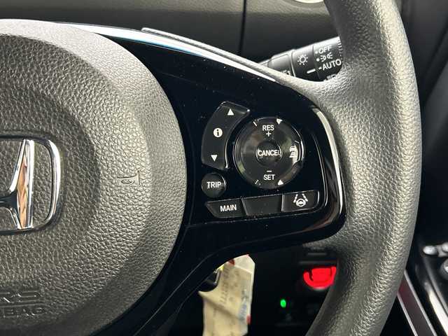 ホンダ Ｎ ＢＯＸ カスタム L 三重県 2022(令4)年 1.1万km プラチナホワイトパール /禁煙車//純正ナビ/・フルセグ・Bluetooth・CD・DVD・SD//バックカメラ//両側パワースライドドア//前席シートヒーター//アダプティブクルーズコントロール//ホンダセンシング//衝突軽減ブレーキ//車線維持支援システム//オートハイビーム//前後ドライブレコーダー//LEDヘッドライト//オートライト//ステアリングスイッチ