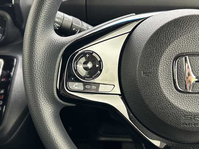 ホンダ Ｎ ＢＯＸ カスタム L 三重県 2022(令4)年 1.1万km プラチナホワイトパール /禁煙車//純正ナビ/・フルセグ・Bluetooth・CD・DVD・SD//バックカメラ//両側パワースライドドア//前席シートヒーター//アダプティブクルーズコントロール//ホンダセンシング//衝突軽減ブレーキ//車線維持支援システム//オートハイビーム//前後ドライブレコーダー//LEDヘッドライト//オートライト//ステアリングスイッチ