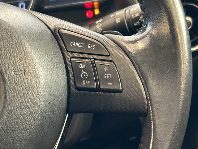 マツダ デミオ XD ツーリング 岐阜県 2015(平27)年 4.1万km ブルーリフレックスマイカ 純正SDナビ/DVD再生/Bluetooth/USB入力端子/フルセグTV/バックモニター/クルーズコントロール/ブラインドスポットモニター/コーナーセンサー前後/ETC/プッシュスタート/スマートキー/ドアバイザー/アイドリングストップ/パドルシフト/前後ドライブレコーダー/純正マット/純正アルミホイール/オートライト/LEDヘッドライト