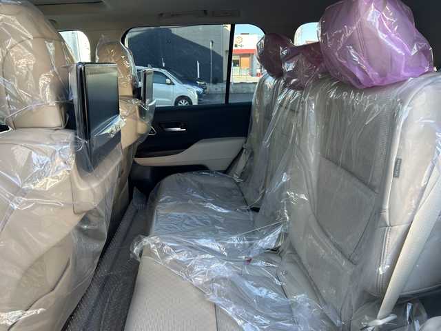 トヨタ ランドクルーザー ZX 栃木県 2024(令6)年 0.1千km プレシャスホワイトパール ワンオーナー/モデリスタエアロ/リヤエンターテインメントシステム/JBLプレミアムサウンド/寒冷地仕様/ルーフレール/本革シート/クールボックス/電動リヤデフロック/タイヤ空気圧警報システム/パノラミックビューモニター/マルチテレインモニター