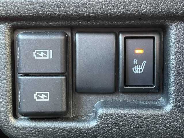 スズキ ワゴンＲ スマイル HYBRID S 滋賀県 2024(令6)年 0.8万km シフォンアイボリーメタリック 禁煙車/純正9型ナビ/（CD/DVD/Bluetooth/USB/Apple Car Play/Android Auto/フルセグTV)/全方位カメラ/両側パワースライドドア/運転席シートヒーター/デュアルカメラブレーキサポート/車線逸脱警報/リアソナー/オートライト/オートハイビーム/アイドリングストップ/プッシュスタート/スマートキー×２