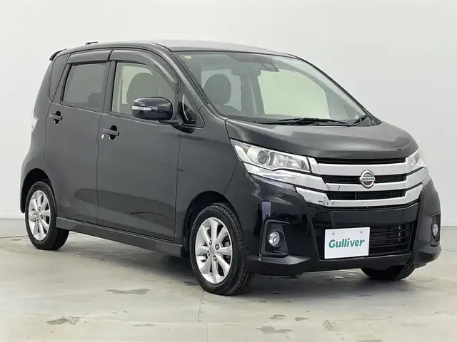 日産 デイズ ハイウェイスターX 富山県 2016(平28)年 5.4万km ブラック 純正ナビ（AM/FM/DVD/BT/フルセグ）/全方位カメラ/ETC/衝突被害軽減システム/横滑り防止装置/アイドリングストップ/純正アルミホイール/純正フロアマット/オートキセノンライト/オートマチックハイビーム/フォグライト/革巻きステアリング/ステアリングスイッチ/スマートキー/スペアキー