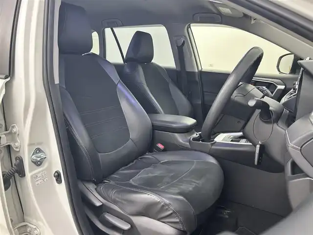 トヨタ ＲＡＶ４ ハイブリットX 大分県 2021(令3)年 6.4万km ホワイトパールクリスタルシャイン トヨタセーフティセンス/・衝突被害軽減システム/・レーンアシスト/・レーダークルーズコントロール/・コーナーセンサー/・オートマチックハイビーム/純正ディスプレイオーディオ/（フルセグ/Bluetooth)/前後ドライブレコーダー/走行モード切替/（スポーツ/ECO/ノーマル）/バックカメラ/ビルトインETC/オートブレーキホールド/電動パーキングブレーキ/オートリトラミラー/ステアリングスイッチ/純正アルミホイール