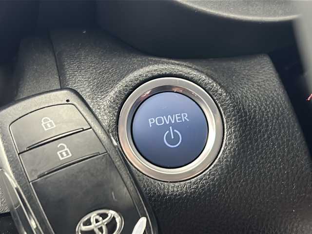 トヨタ ヤリスクロス ハイブリッド Z 岐阜県 2023(令5)年 1.6万km センシュアルレッドマイカ 純正ディスプレイオーディオ　/パワーシート　/ハンドルヒーター　/トヨタセーフティセンス　/バックカメラ　/Ｂｌｕｅｔｏｏｔｈ　/追従型クルーズコントロール　/レーンキープアシスト/ハイブリッド　/全方位カメラ　/ビルトインＥＴＣ2.0/空気清浄機搭載車両/オートライト/電動格納ドアミラー/エンジンスタートボタン/電子パーキング/電子ホールド/衝突軽減ブレーキ/コーナーセンサー/純正アルミホイール/純正フロアマット