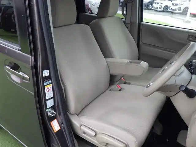 ホンダ Ｎ ＢＯＸ G Lパッケージ 千葉県 2014(平26)年 4.6万km プレミアムブロンズパール CTBA（シティブレーキアクティブシステム）　/左パワースライドドア/純正メモリーナビ/地デジTV/【DVD/CD再生機能　Bluetooth接続】/バックカメラ/ステアリングスイッチ/ウインカーミラー/純正14インチアルミホイル/サイド/カーテンエアバッグ/スマートキー