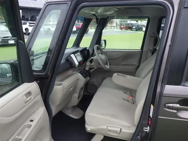ホンダ Ｎ ＢＯＸ G Lパッケージ 千葉県 2014(平26)年 4.6万km プレミアムブロンズパール CTBA（シティブレーキアクティブシステム）　/左パワースライドドア/純正メモリーナビ/地デジTV/【DVD/CD再生機能　Bluetooth接続】/バックカメラ/ステアリングスイッチ/ウインカーミラー/純正14インチアルミホイル/サイド/カーテンエアバッグ/スマートキー