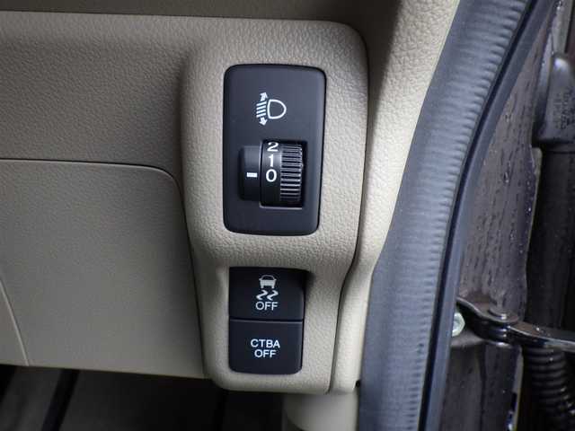 ホンダ Ｎ ＢＯＸ G Lパッケージ 千葉県 2014(平26)年 4.6万km プレミアムブロンズパール CTBA（シティブレーキアクティブシステム）　/左パワースライドドア/純正メモリーナビ/地デジTV/【DVD/CD再生機能　Bluetooth接続】/バックカメラ/ステアリングスイッチ/ウインカーミラー/純正14インチアルミホイル/サイド/カーテンエアバッグ/スマートキー