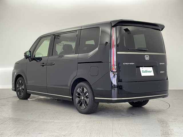ホンダ ステップワゴン スパーダ eHEV 愛知県 2025(令7)年 0.1万km未満 黒 登録済未使用車/11.4型純正ナビ/・フルセグテレビ/・CD/DVD/・Bluetooth/・androidauto/・Applecarplay/バックカメラ/両側パワースライドドア/パワーテールゲート/衝突軽減ブレーキ/レーンキープアシストシステム/ブラインドスポットインフォメーション/アダプティブクルーズコントロール/トラフィックジャムアシスト/オートハイビーム/標識認識/減速セレクター/横滑り防止/パドルシフト/全列USBチャージャー
