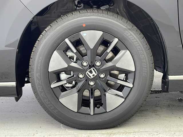 ホンダ ステップワゴン スパーダ eHEV 愛知県 2025(令7)年 0.1万km未満 黒 登録済未使用車/11.4型純正ナビ/・フルセグテレビ/・CD/DVD/・Bluetooth/・androidauto/・Applecarplay/バックカメラ/両側パワースライドドア/パワーテールゲート/衝突軽減ブレーキ/レーンキープアシストシステム/ブラインドスポットインフォメーション/アダプティブクルーズコントロール/トラフィックジャムアシスト/オートハイビーム/標識認識/減速セレクター/横滑り防止/パドルシフト/全列USBチャージャー