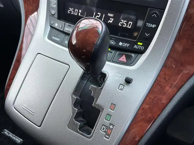 トヨタ アルファード 240S プライムセレクションⅡ 宮城県 2010(平22)年 6.6万km ブラック 走行距離65441km/パイオニアSDナビ　Bluetooth/CD/DVD/アルパインフリップダウンモニター/スペアキー/４WD/パワースライドドア/パワーバックドア/フォグランプ/ビルトインETC/純正アルミホイール16インチ/HIDライト/横滑り防止/レーンキープ/コーナーセンサー前後