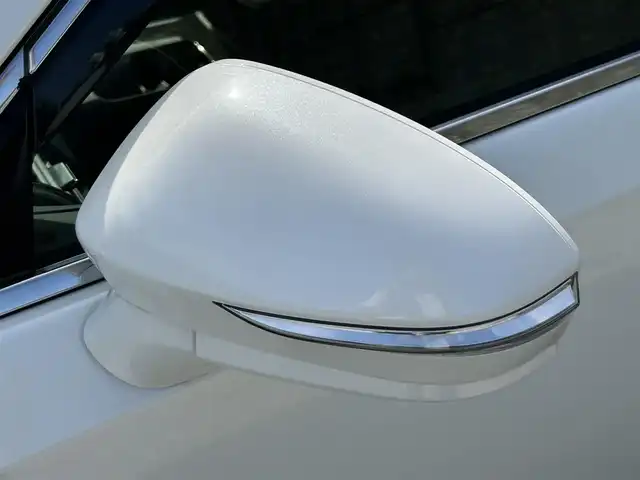 トヨタ クラウン ハイブリッド アスリートS 長崎県 2015(平27)年 3.8万km ホワイトパールクリスタルシャイン ワンオーナー/純正HDDナビ/　(BT フルセグTV)/レーダークルーズコントロール/バックカメラ/シートヒーター/ハンドルヒーター/コーナーセンサー/ETC/衝突被害軽減システム/純正18インチアルミホイール/LEDヘッドライト/オートライト/プッシュスタート/スマートキー/保証書