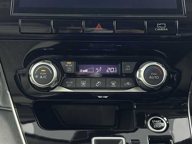 日産 セレナ ハイウェイスター V 愛知県 2021(令3)年 2.1万km ブリリアントホワイトパール 禁煙車/純正10インチナビ/（CD/DVD/Bluetooth/フルセグTV）/全方位カメラ/フリップダウンモニター/デジタルインナーミラー/プロパイロット/衝突軽減ブレーキ/レーンキープアシスト/オートマチックハイビーム/追従式クルーズコントロール/ブラインドスポットモニター/ETC/ドライブレコーダー/両側パワースライドドア/LEDヘッドライト/純正アルミホイール/アイドリングストップ/スマートキー