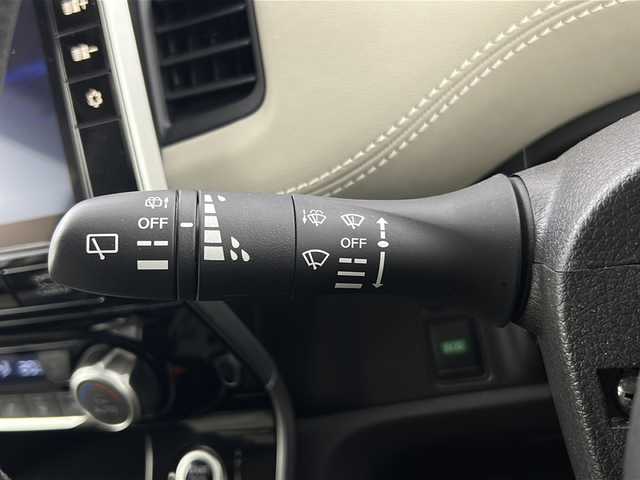 日産 セレナ ハイウェイスター V 愛知県 2021(令3)年 2.1万km ブリリアントホワイトパール 禁煙車/純正10インチナビ/（CD/DVD/Bluetooth/フルセグTV）/全方位カメラ/フリップダウンモニター/デジタルインナーミラー/プロパイロット/衝突軽減ブレーキ/レーンキープアシスト/オートマチックハイビーム/追従式クルーズコントロール/ブラインドスポットモニター/ETC/ドライブレコーダー/両側パワースライドドア/LEDヘッドライト/純正アルミホイール/アイドリングストップ/スマートキー
