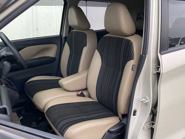三菱 ｅＫクロス T 長崎県 2019(令1)年 4.8万km ベージュⅡ 外部検査実施済み/三菱e-Assist /・衝突被害軽減ブレーキシステム（FCM）/・低車速域衝突被害軽減ブレーキシステム（FCM-City）/・車線逸脱警報システム（LDW）/・誤発進抑制機能（前進＆後退時）（UMS/ターボ/純正SDナビ【MM318D-LM】/(DVD/フルセグTV/Bluetooth/USB/MSV)/全周囲カメラ/ETC/前後ドライブレコーダー/ハーフレザーシート/前席シートヒーター/デジタルインナーミラー/横滑り防止機能/純正15インチアルミホイール/スマートキー/LEDヘッドライト/カーテンエアバック/取扱説明書/保証書/スペアキー