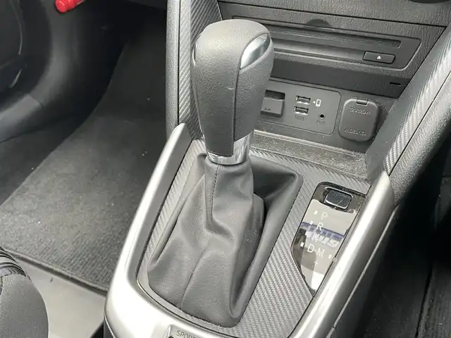マツダ マツダ２ 15S スマートエディション 千葉県 2021(令3)年 2.9万km ディープクリムゾンマイカ 純正ナビ　/ＣＤ/ＤＶＤ/Ｂｌｕｅｔｏｏｔｈ/ＵＳＢ/フルセグＴＶ　/全周囲カメラ　/ＥＴＣ　/スマートキー　　　/オートライト　/ステリングスイッチ/ブラインドスポットモニター/オートミラー　/MTモード付AT/純正フロアマット