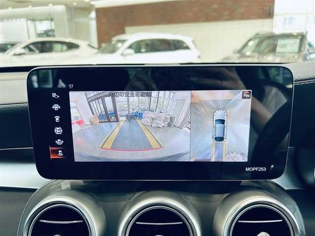 メルセデス・ベンツ ＧＬＣ２２０ d 4マチック クーペ AMGライン 大阪府 2020(令2)年 3.6万km グレー レザーエクスクルーシブP/レーダーセーフティP/ワンオーナー/サンルーフ/HUD/ACC/赤黒革/メモリ付きパワーシート/シートヒーター/ブルメスター/純正ナビ/TV/360度カメラ/純正19インチAW/LEDヘッドライト/アンビエントライト/電動リアゲート/ワイヤレス充電/パフュームアトマイザー