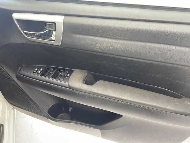 トヨタ カローラ アクシオ 1．5G 沖縄県 2015(平27)年 5.5万km ホワイトパールクリスタルシャイン 禁煙車/社外オーディオ/ＣＤ/ＡＵＸ/全方位ドライブレコーダー/オートエアコン/パワーウインドウ/トヨタセーフティセンス/キーレスエントリー/純正フロアマット/革巻きステアリング/アイドリングストップ/ドアバイザー/電動格納ウインカーミラー