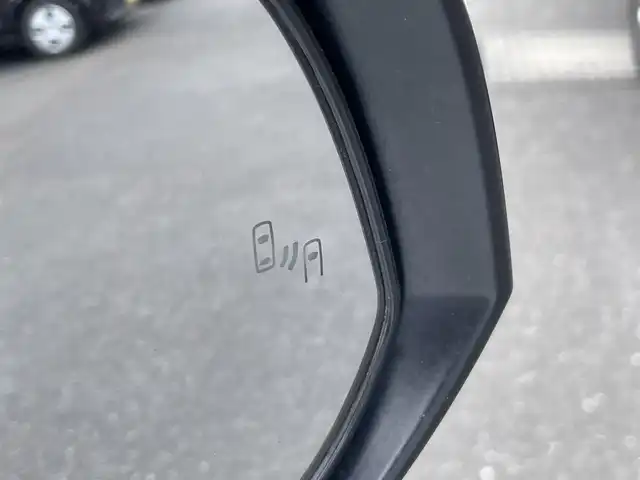 トヨタ ＲＡＶ４ アドベンチャー オフロードPKG 茨城県 2021(令3)年 1.9万km スーパーホワイトⅡ 純正ナビ/【AM・FM・USB・BT・TV】/ルーフレール/ダウンヒルアシストコントロール/パワーシート/シートヒーター/エアシート/ステアリングヒーター/ワイヤレス充電/BSM/レーダークルコン/ETC2.0/全方位カメラ/前後コーナーセンサー/純正アルミホイール/社外フロアマット/オートライト/オートハイビーム/Fフォグ/LEDライト